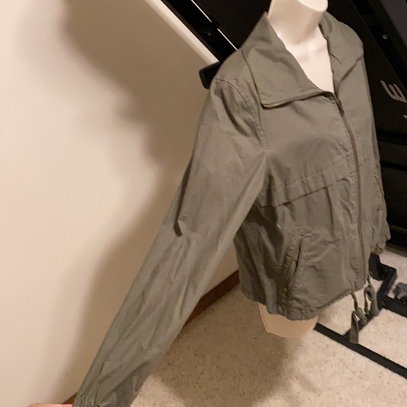 NWOT olive green light jacket from Old Navy size M - Picture 4 of 7